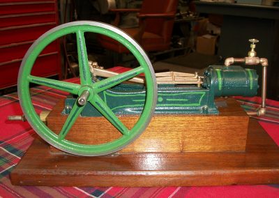 Another one of Rich's horizontal stationary steam engines.