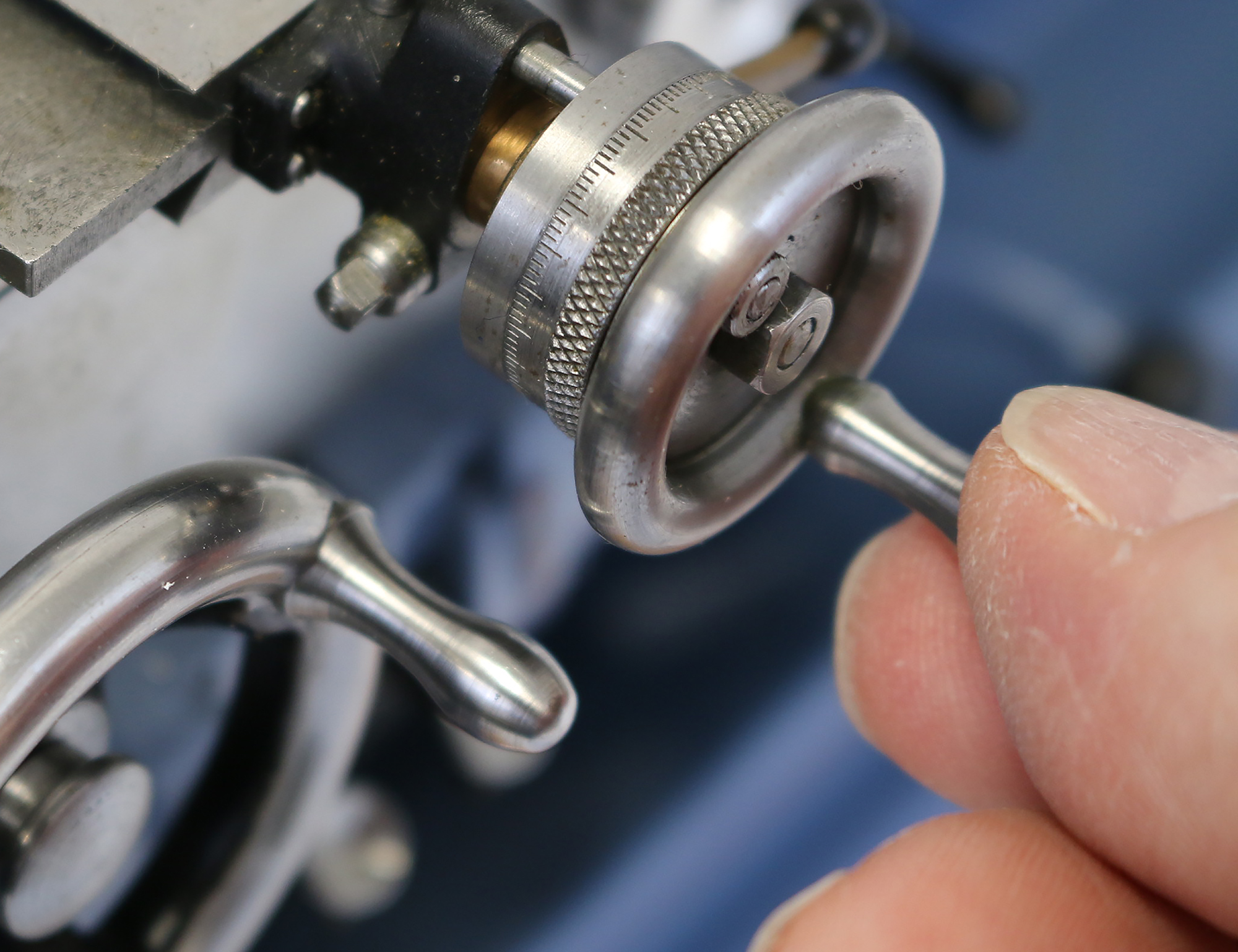 1/6 Scale Holbrook Lathe A closer look at some of the tiny hand wheels.