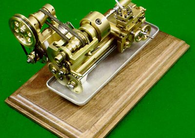 Alternate photo of model lathe.