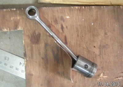 A shot of the piston and connecting rod.
