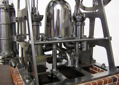 Another view of the full pumping engine.