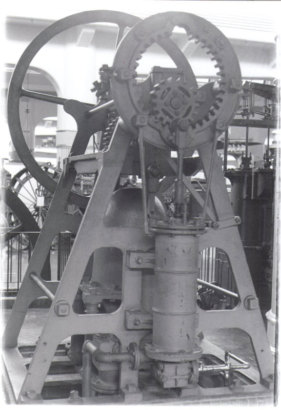 Original Hypocycloidal Engine Another photo of the original hypocycloidal pumping engine.