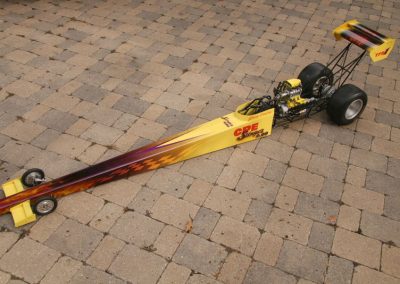 A full view of the dragster.