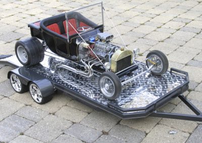Gary's scale auto trailer.