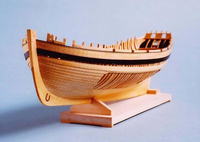 Port side view from ahead of the Alert.