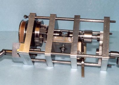 The uncovered gearbox.