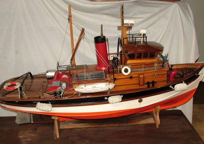 Another view of the Pathfinder.