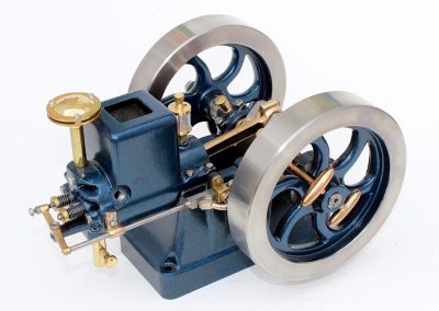 Another angle of the hit-n-miss engine.