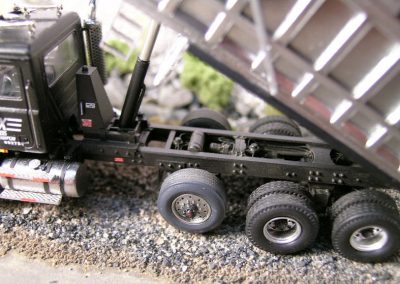 A close view of the dump truck.