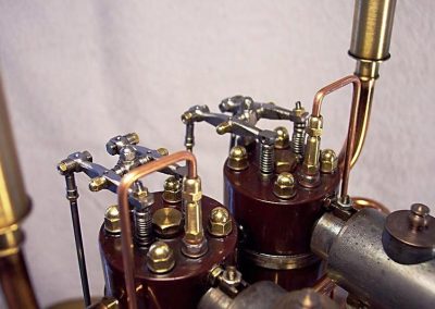 This photo shows a detail of the rocker arm injectors.