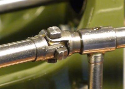 Here you can see the universal joint in the side camshaft.