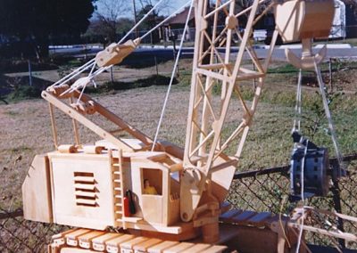 Another model tracked crane.