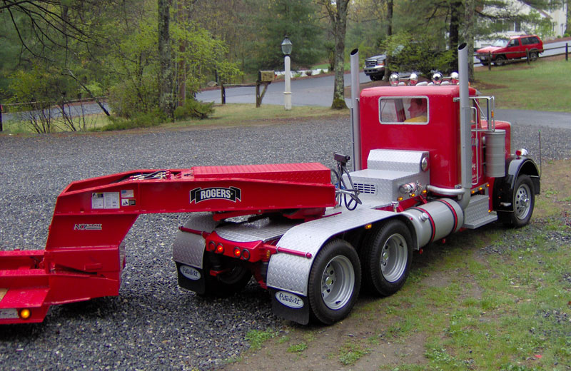 Fred in His 1/2 Scale Peterbilt A rear view of the finished Peterbilt model.