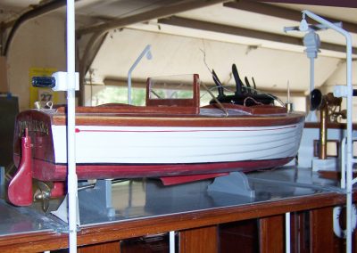 The propped up Junaluska model.