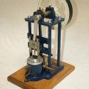 Another vertical steam engine from Rudy.