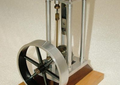 Another look at the open column steam engine.
