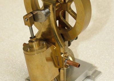 Another view of this vertical steam engine.