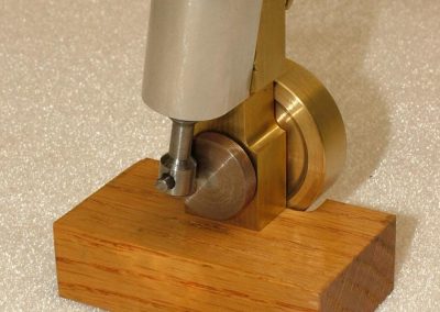 An alternate view of this oscillating steam engine.