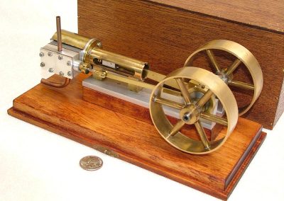 Another one of Rudy's horizontal steam engines.