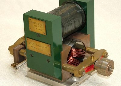 Another look at Rudy's miniature dynamo.