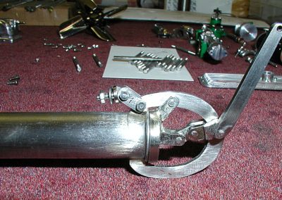 The operator and over-center linkage.