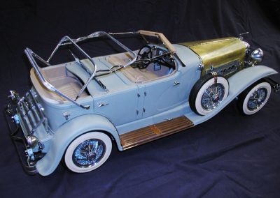 More progress on the 1/6 scale Duesenberg.