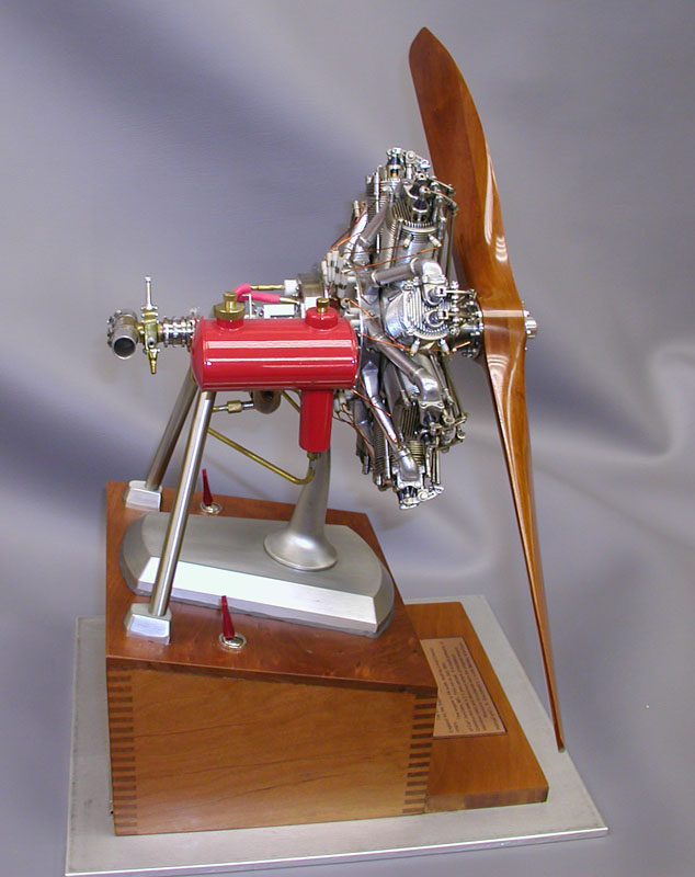 Lou's scale model Bentley rotary engine.