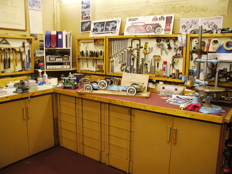 Lou's Home Workshop A look inside of Lou's home shop.