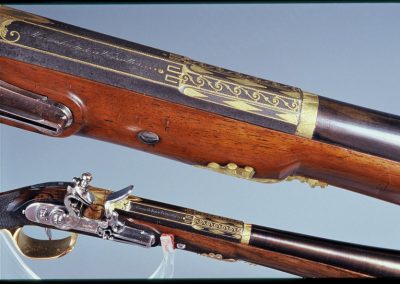 A close look at the full-size blunderbuss and Michel's scale model together.
