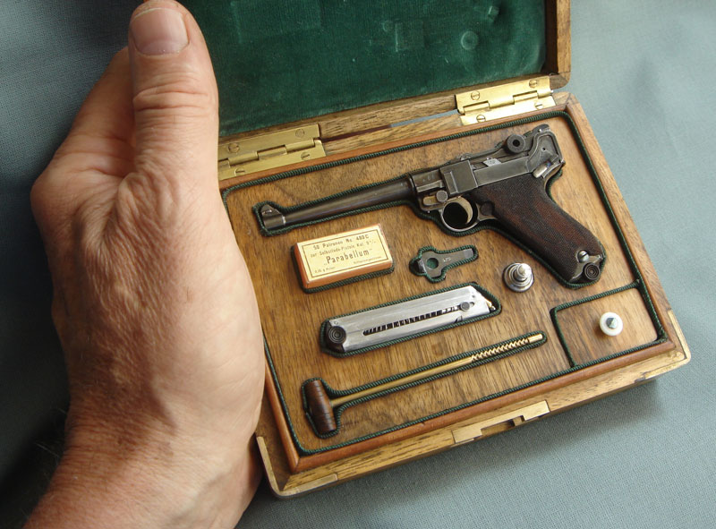Michel’s 2/5 Scale Navy Luger Michel’s 2/5 scale Navy Luger in its presentation box.