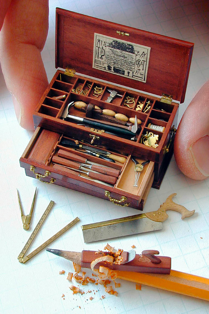 Bill’s Miniature Tool Chest Bill's miniature gentleman's tool chest.