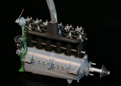 The finished engine after painting.