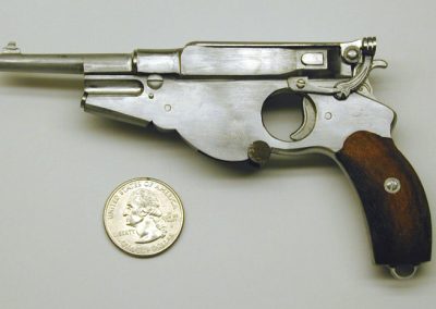 An alternate view of the miniature Bergmann.
