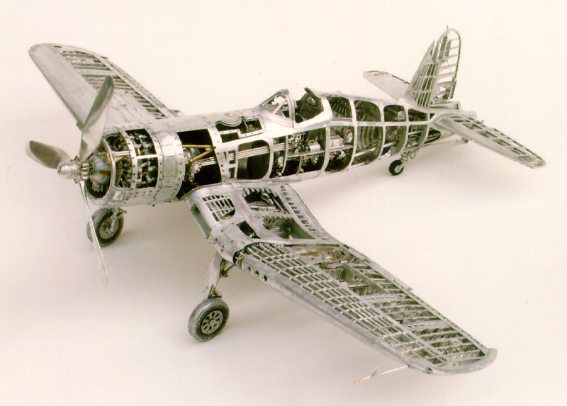 F4U-D Corsair A cutaway view of Young’s finished 1/16 scale Corsair.