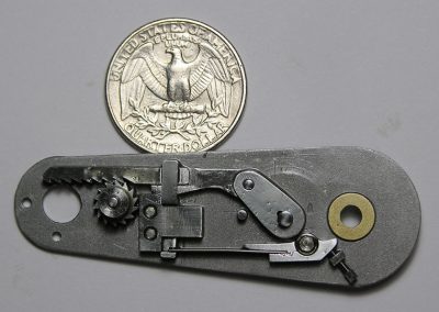 The Knucklehead kick starter mechanism.