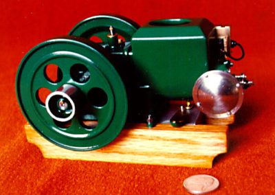 Jerry's miniature Stover hit 'n miss engine.
