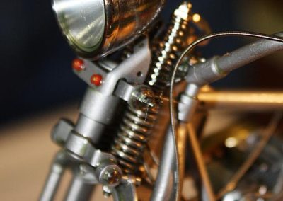 Cables and wires are now in the handlebars.