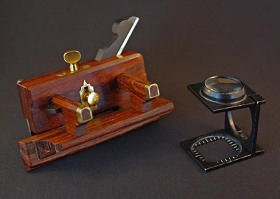 John's miniature wedge-arm plow plane.