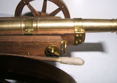 A close-up of the Italian falconet.