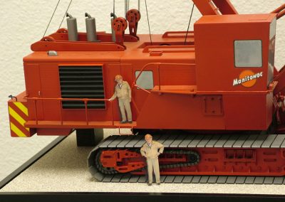 Another shot of the cab with two 1/32 scale photos of Larry.