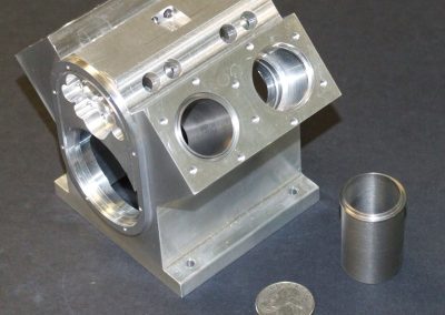 Tom was in the process of turning the four steel piston sleeves.