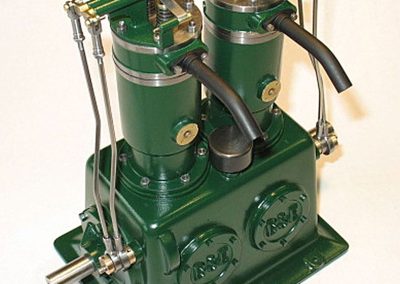 Doug's scale model Bates & Edmonds vertical engine.