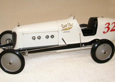 Will's #32 Miller Sprint car.