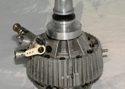 Another look at the Graupner-O.S. Wankel engine.