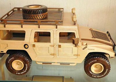 Sunia's scale wooden Hummer.