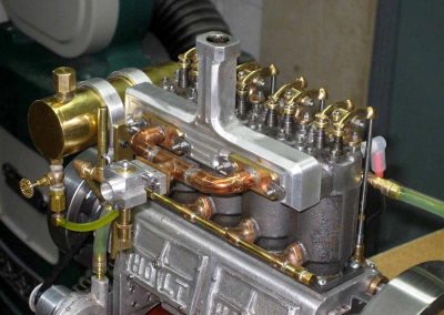 Sunia's scale Holt 75 Caterpillar tractor engine.