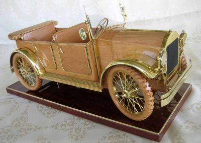 Sunia finished this sleek wooden Bentley in April, 2013.