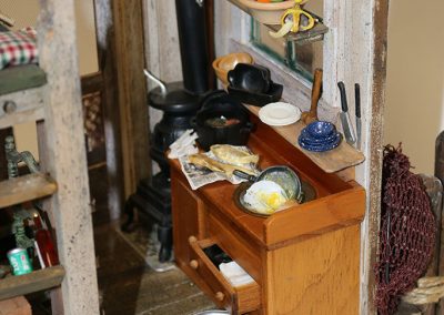 Jeannie Jesse’s miniature, “Fishing Shack” was built at 1/12 scale.