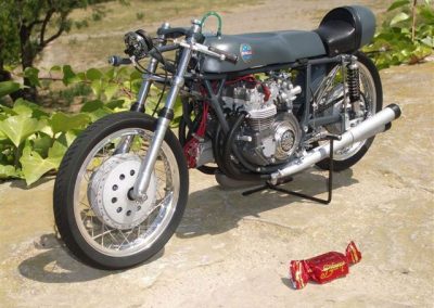Pere's 1/5 scale Benelli 250 GP.