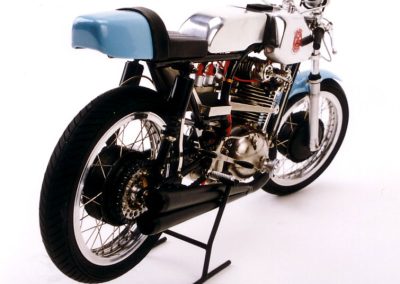 Pere's 1/6 scale CZ 250 model.